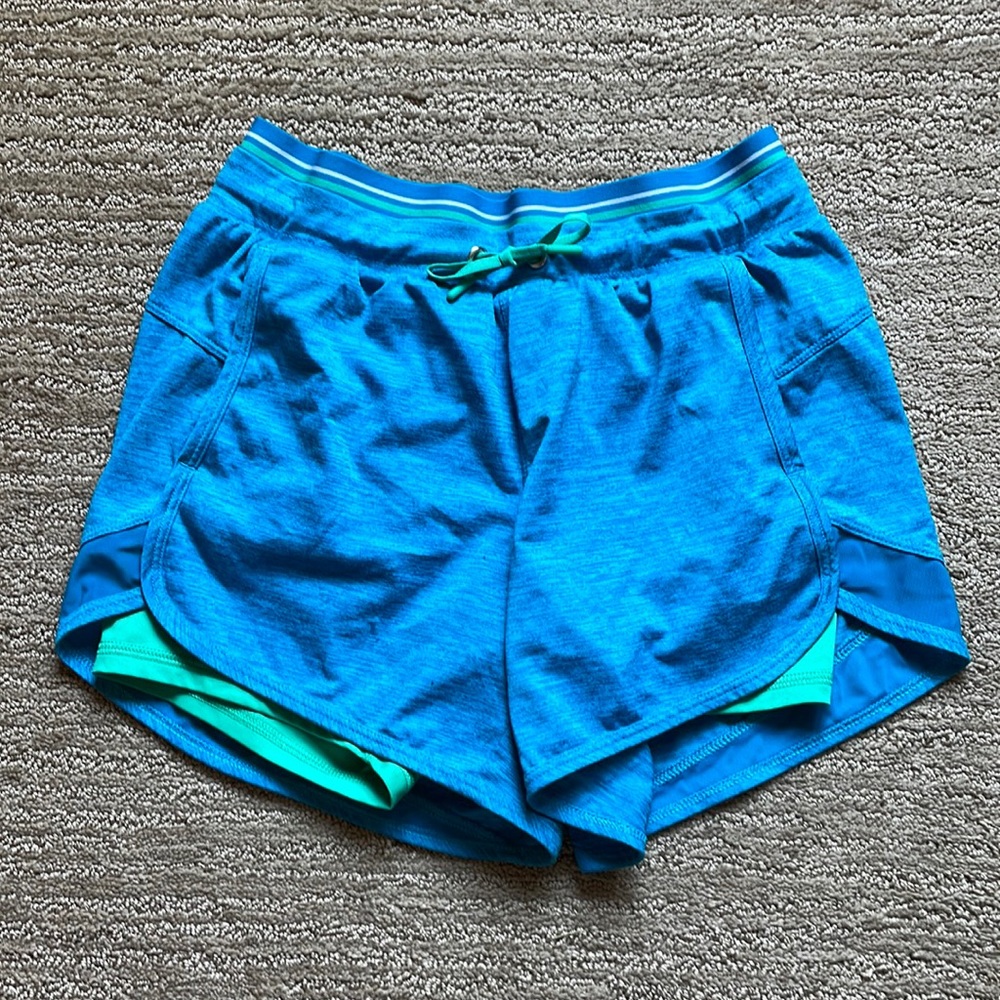 Women’s Avia S (4-6) athletic shorts